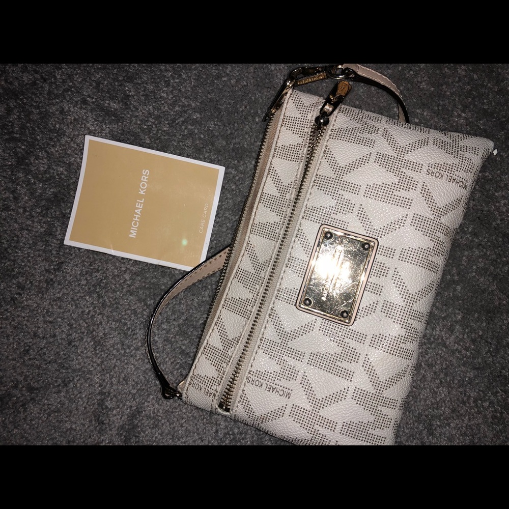 Used-Michael Kors wristlet in great shape!